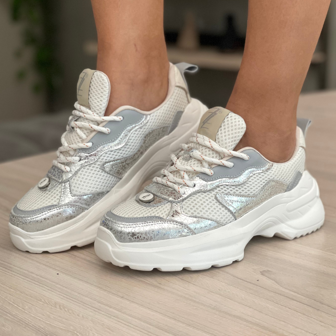 Tenis MERCURY plateado