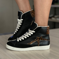 Tenis botin VICKINGO Negro