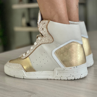Tenis MOLI Dorado